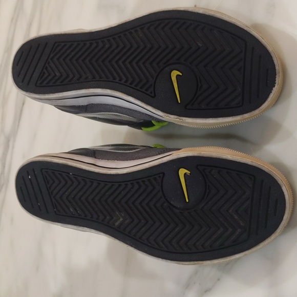 Nike Rare Dunk Mid Grey and neon green Youth size 6 - Picture 9 of 9